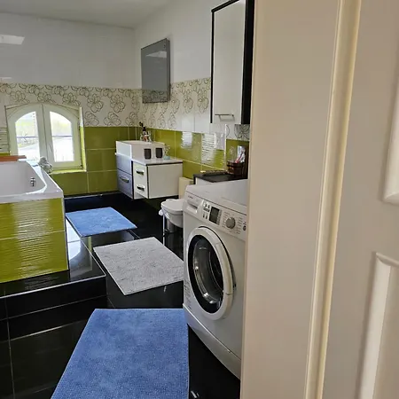 Sportliche 콧부스